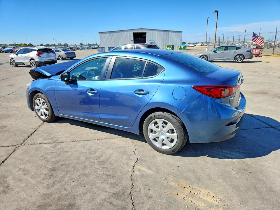 Photo 2 from auction – 2017 MAZDA 3 with VIN 3MZBN1U79HM111479