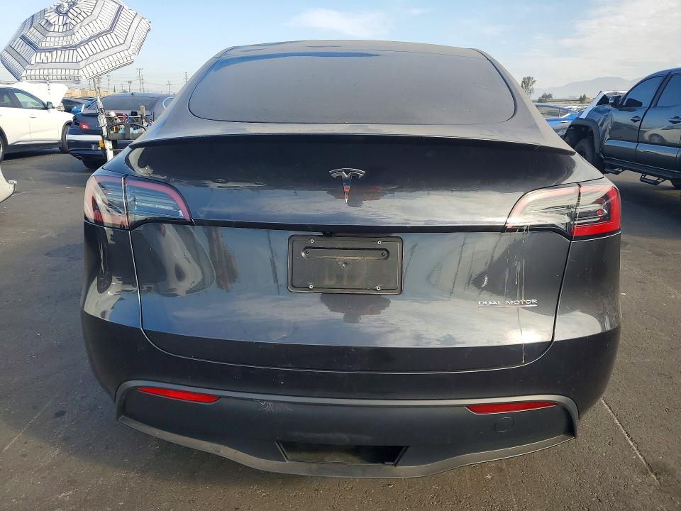 Photo 6 from auction – 2025 TESLA MODEL Y with VIN 7SAYGDEF8SF307538