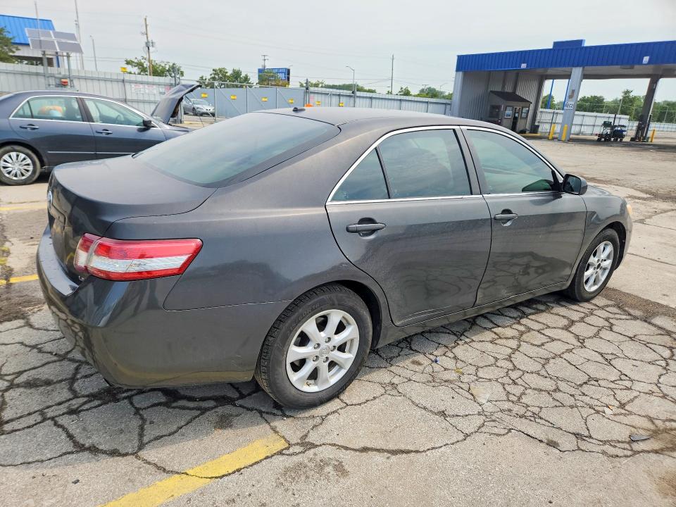 Photo 3 from auction – 2011 TOYOTA CAMRY with VIN 4T1BF3EK3BU587661