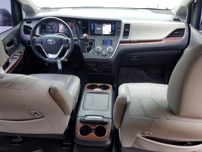 Photo 8 from auction – 2017 TOYOTA SIENNA with VIN 5TDYZ3DC2HS821771