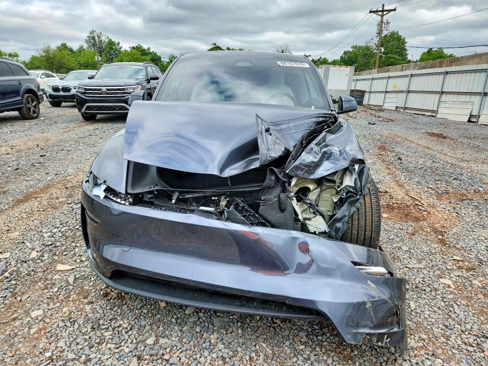 Photo 5 from auction – 2026 TESLA MODEL Y with VIN 7SAYGDED2TA475124
