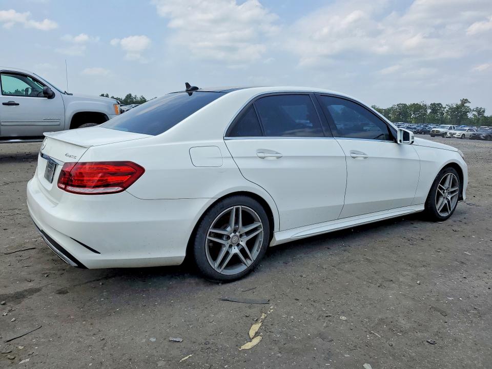 Photo 3 from auction – 2016 MERCEDES-BENZ E with VIN WDDHF6HB1GB205339