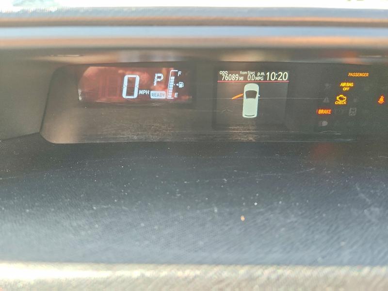 Photo 9 from auction – 2015 TOYOTA PRIUS C with VIN JTDKDTB35F1580614