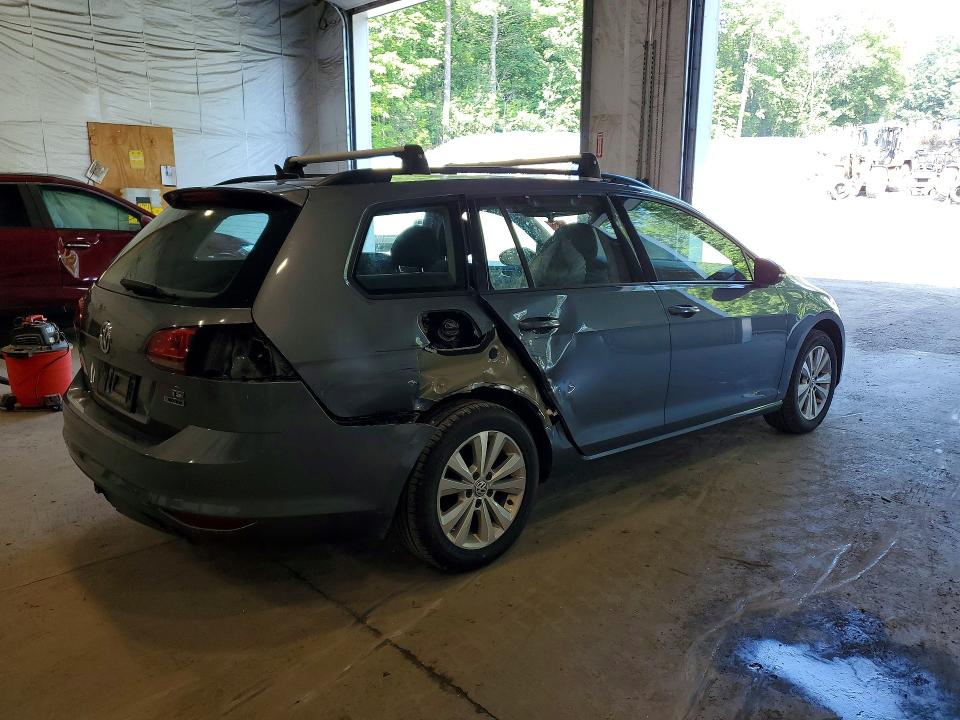 Photo 3 from auction – 2017 VOLKSWAGEN GOLF SPORTWAGEN with VIN 3VW017AU8HM512716