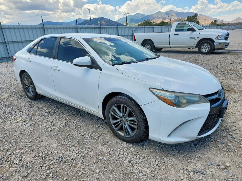 Photo 4 from auction – 2015 TOYOTA CAMRY with VIN 4T1BF1FK8FU080523