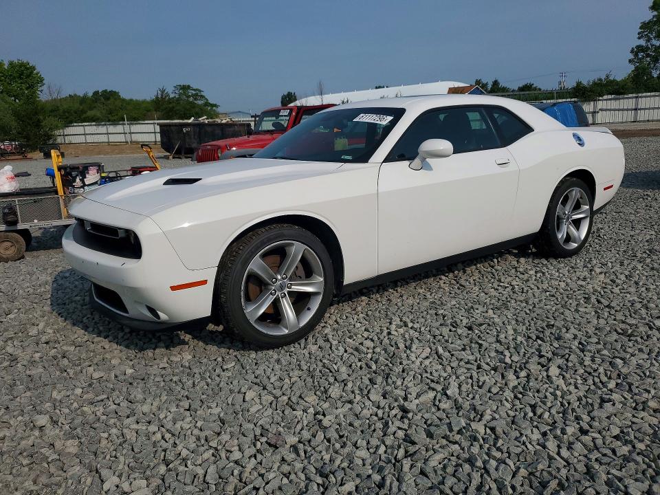 DODGE CHALLENGER 2016 with VIN 2C3CDZAG9GH257136 - Photo from auction