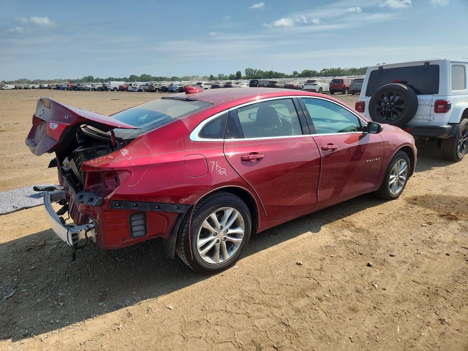 Photo 3 from auction – 2018 CHEVROLET MALIBU with VIN 1G1ZD5ST3JF212964