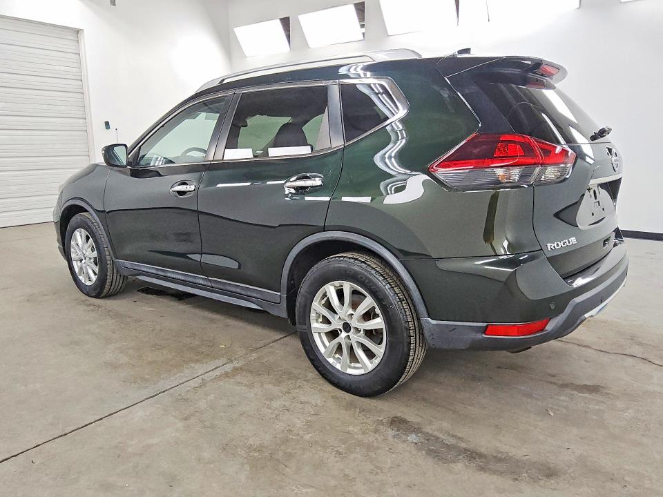 Photo 2 from auction – 2019 NISSAN ROGUE with VIN 5N1AT2MT5KC761809