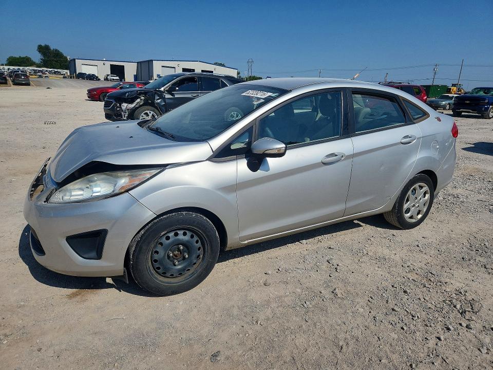 FORD FIESTA 2013 with VIN 3FADP4BJ5DM192177 - Photo from auction