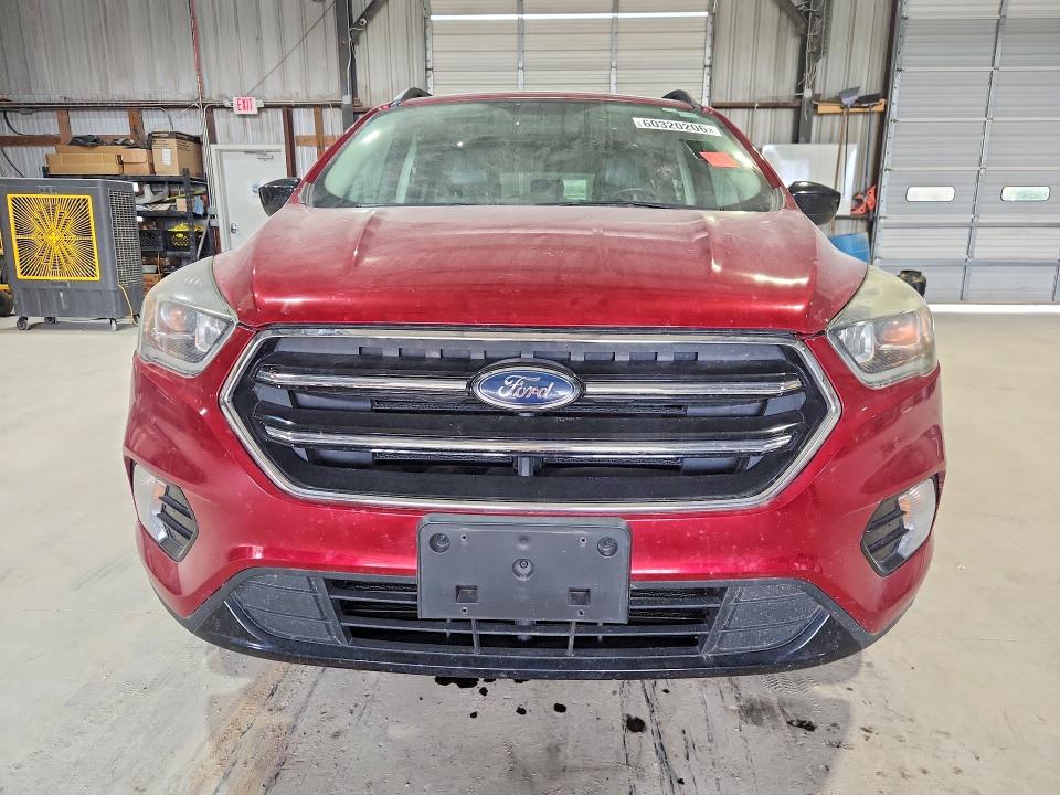 Foto 5 de la subasta – 2017 FORD ESCAPE con VIN 1FMCU9G98HUC01333