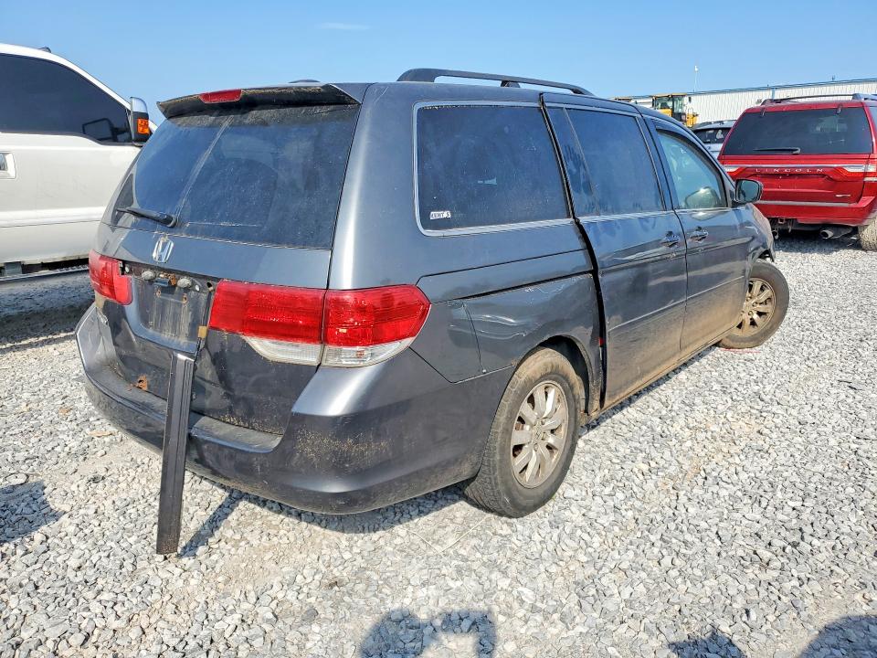 Photo 3 from auction – 2010 HONDA ODYSSEY with VIN 5FNRL3H63AB101710