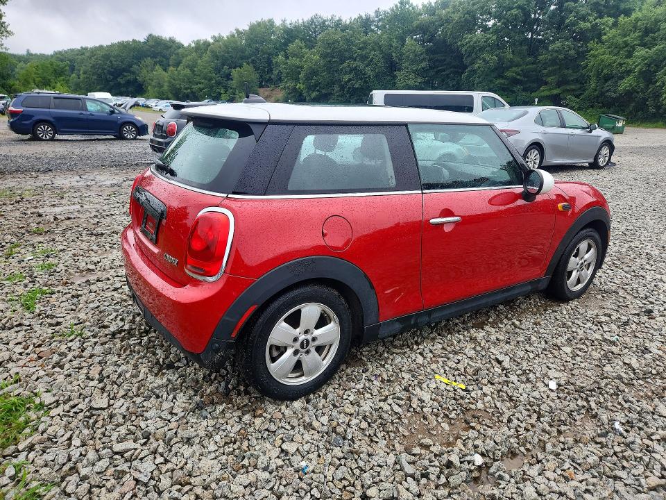 Photo 3 from auction – 2016 MINI COOPER with VIN WMWXP5C59G3B76018