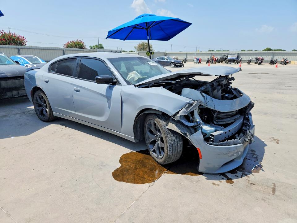 Photo 4 from auction – 2020 DODGE CHARGER with VIN 2C3CDXBG5LH248415