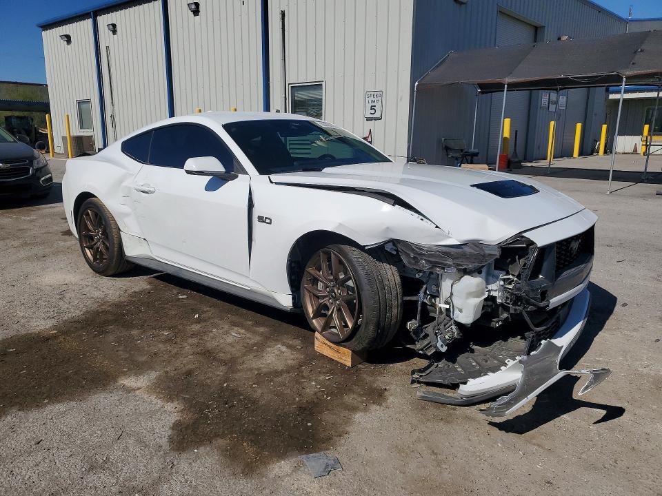 Photo 4 from auction – 2025 FORD MUSTANG with VIN 1FA6P8CF4S5409702