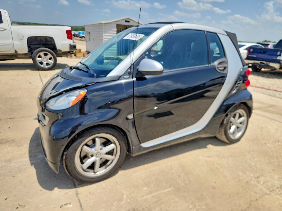 SMART FORTWO 2011 مع رقم تعريف المركبة WMEEK3BA7BK510927 - صورة من المزاد