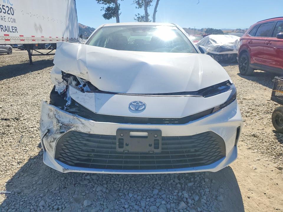 Photo 5 from auction – 2026 TOYOTA CAMRY with VIN 4T1DAACK5TU241398