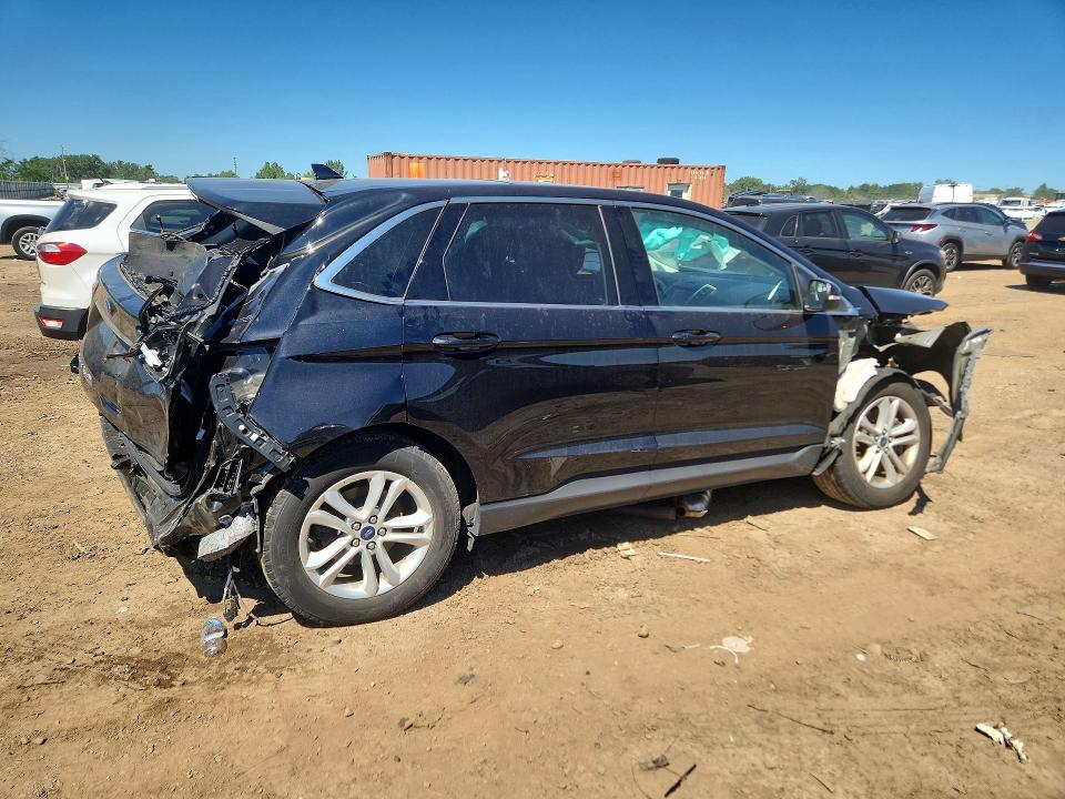 Photo 3 from auction – 2019 FORD EDGE with VIN 2FMPK4J92KBB92421