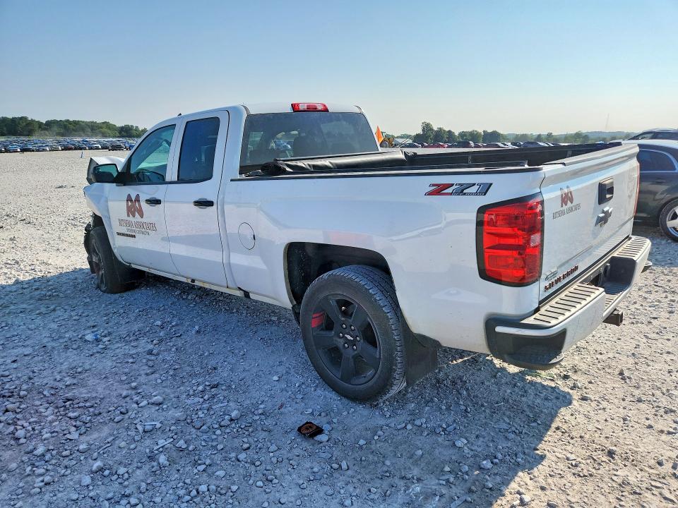 Photo 2 from auction – 2018 CHEVROLET SILVERADO with VIN 1GCVKREC8JZ102991