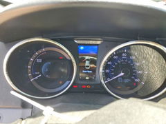 Фото 9 с аукциона – 2012 HYUNDAI SONATA с VIN KMHEC4A49CA026211
