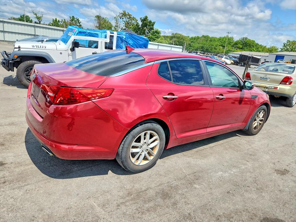 Photo 3 from auction – 2013 KIA OPTIMA with VIN 5XXGM4A76DG144193