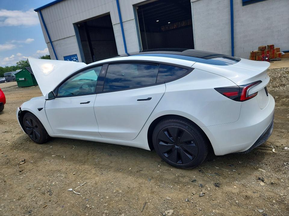 Foto 2 de la subasta – 2026 TESLA MODEL 3 con VIN 5YJ3E1EB2TF121214