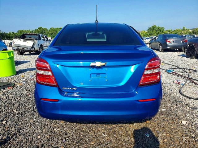 Photo 6 from auction – 2017 CHEVROLET SONIC with VIN 1G1JB5SHXH4155618