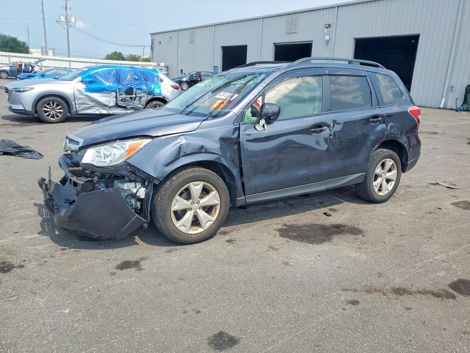 SUBARU FORESTER 2016 with VIN JF2SJADC2GH466168 - Photo from auction