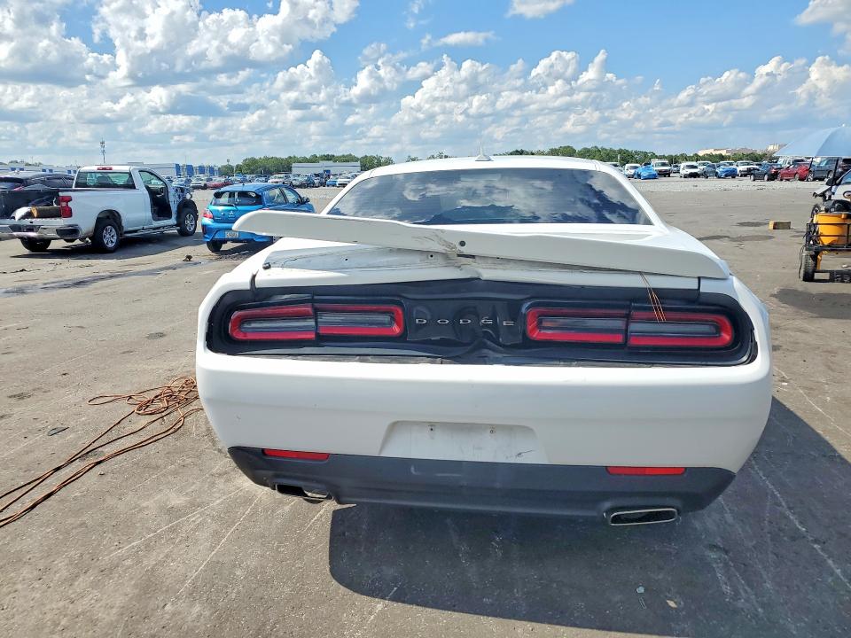 Photo 6 from auction – 2019 DODGE CHALLENGER with VIN 2C3CDZAG4KH746729