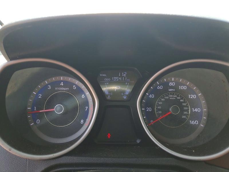 Photo 9 from auction – 2013 HYUNDAI ELANTRA with VIN KMHDH4AE0DU611331