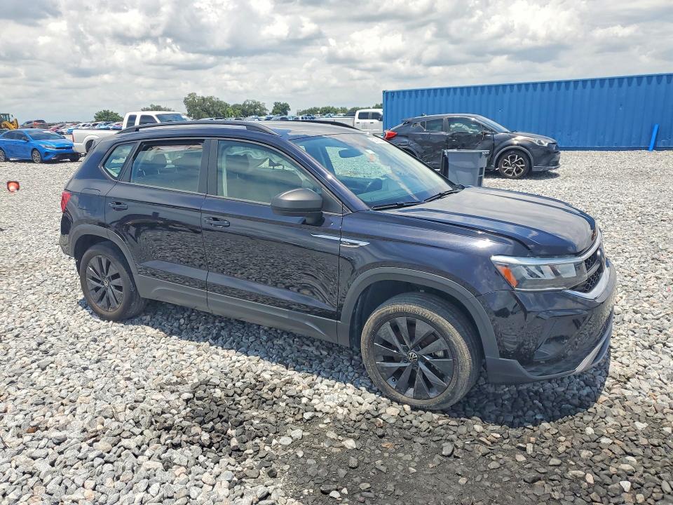 Photo 4 from auction – 2024 VOLKSWAGEN TAOS with VIN 3VV5X7B22RM089834