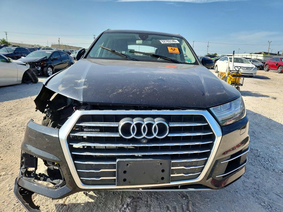 Photo 5 from auction – 2017 AUDI Q7 with VIN WA1VAAF72HD000223