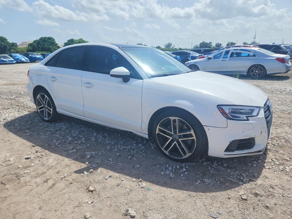 Photo 4 from auction – 2020 AUDI A3 with VIN WAUAUGFF6LA049518