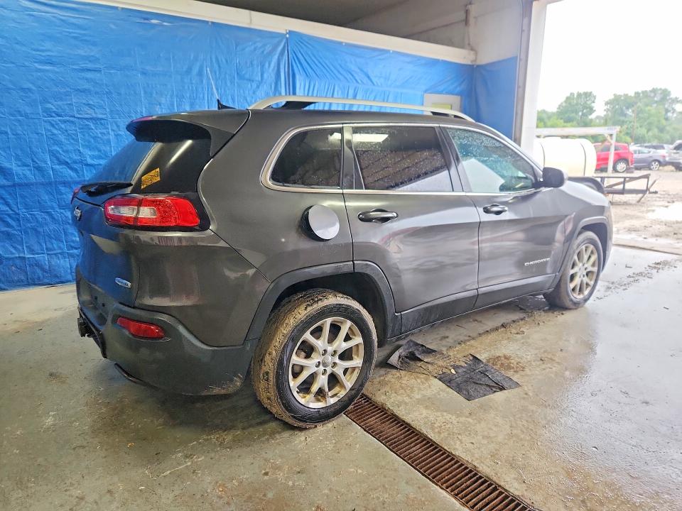 Photo 3 from auction – 2016 JEEP CHEROKEE with VIN 1C4PJLCB0GW195793