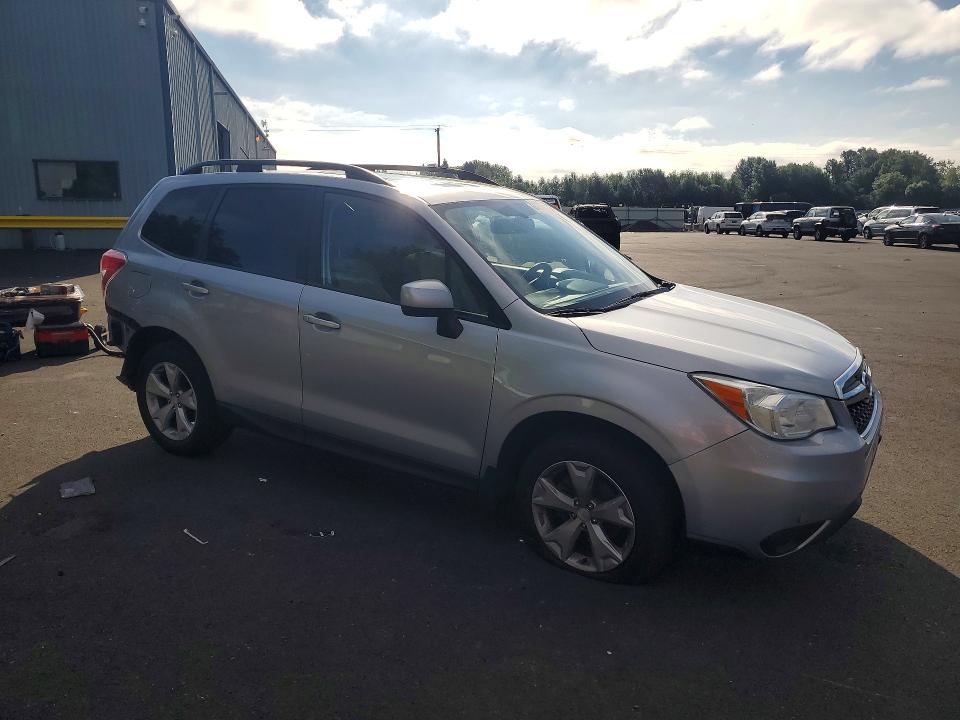 Photo 4 from auction – 2014 SUBARU FORESTER with VIN JF2SJAGC7EH500761