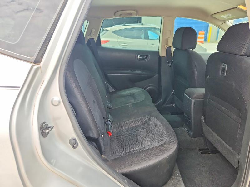 Photo 11 from auction – 2015 NISSAN ROGUE SELECT with VIN JN8AS5MT9FW668079