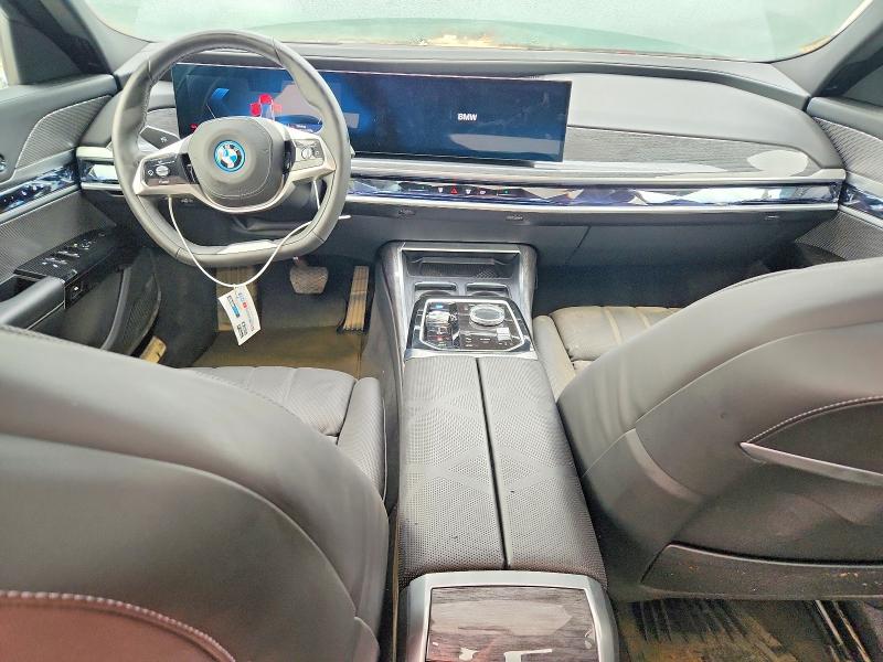 Photo 8 from auction – 2025 BMW I7 with VIN WBY43EJ08SCU98890