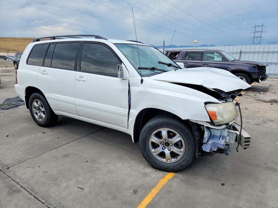 Photo 4 from auction – 2004 TOYOTA HIGHLANDER with VIN JTEEP21A940060106