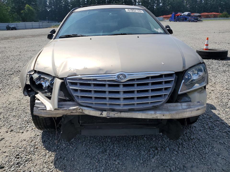 Photo 5 from auction – 2004 CHRYSLER PACIFICA with VIN 2C8GM68444R389118