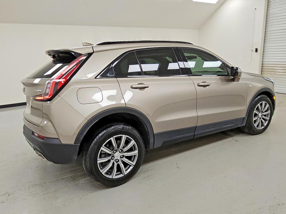 Photo 3 from auction – 2023 CADILLAC XT4 with VIN 1GYFZER48PF109598