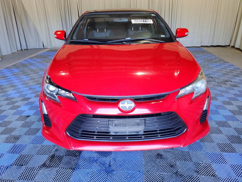 Photo 5 from auction – 2016 SCION TC with VIN JTKJF5C71GJ016617