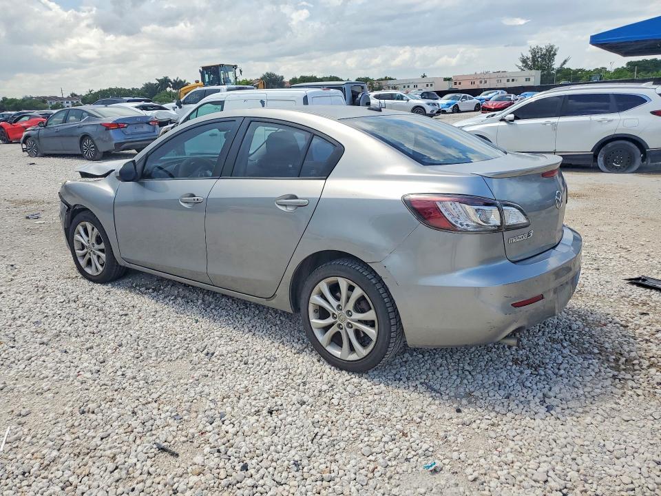 Photo 2 from auction – 2011 MAZDA 3 with VIN JM1BL1U63B1474591
