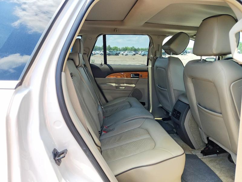 Photo 11 from auction – 2015 LINCOLN MKX with VIN 2LMDJ8JK3FBL28212