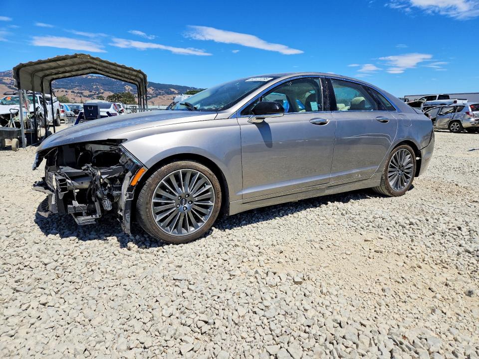 LINCOLN MKZ 2015 with VIN 3LN6L2LU9FR603240 - Photo from auction