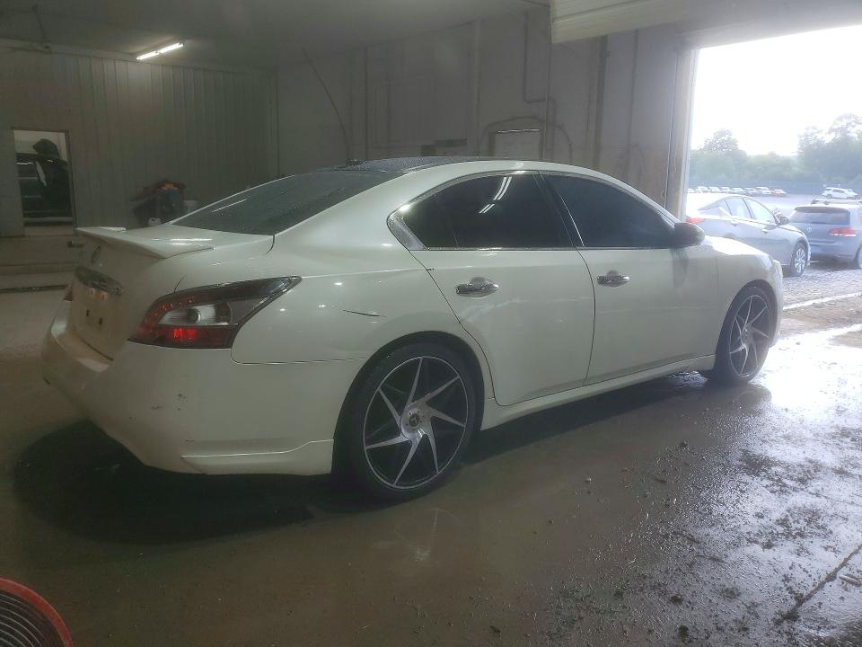 Photo 3 from auction – 2013 NISSAN MAXIMA with VIN 1N4AA5AP3DC832856