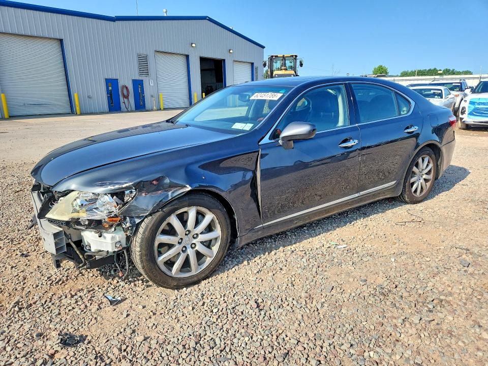 LEXUS LS 2009 with VIN JTHCL46F795002396 - Photo from auction