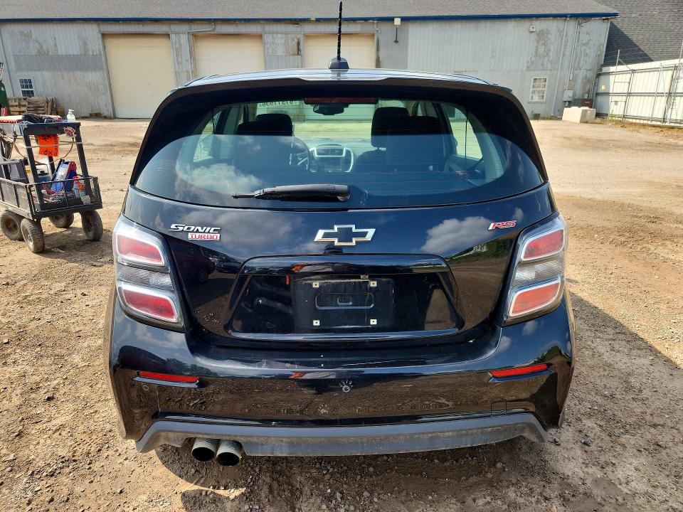 Photo 6 from auction – 2019 CHEVROLET SONIC with VIN 1G1JC6SB4K4103763