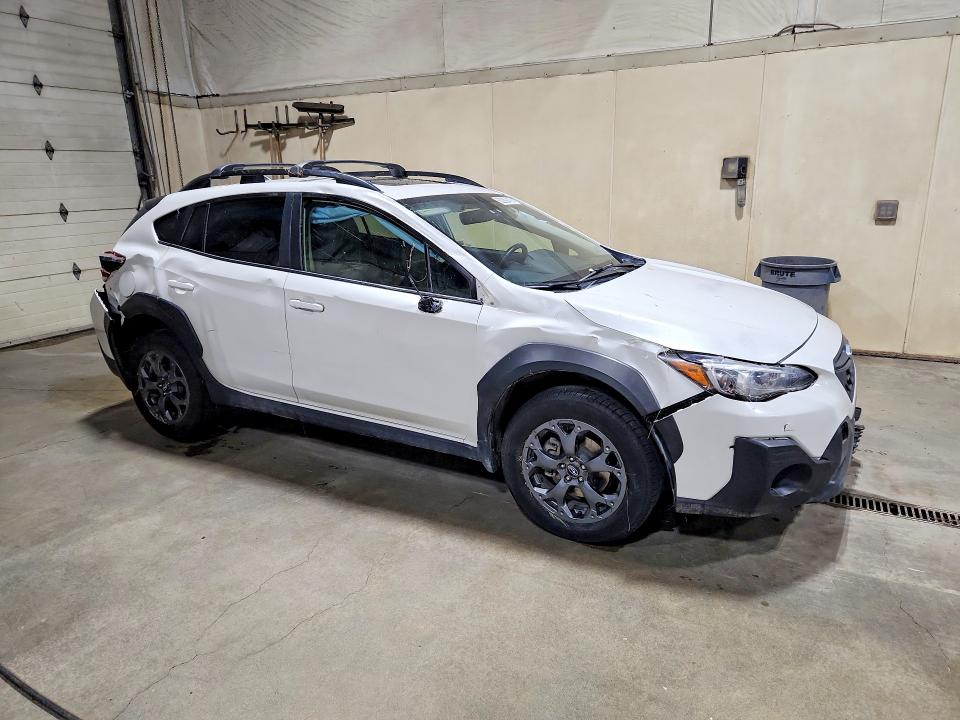 Photo 4 from auction – 2022 SUBARU CROSSTREK with VIN JF2GTHSC1NH279223