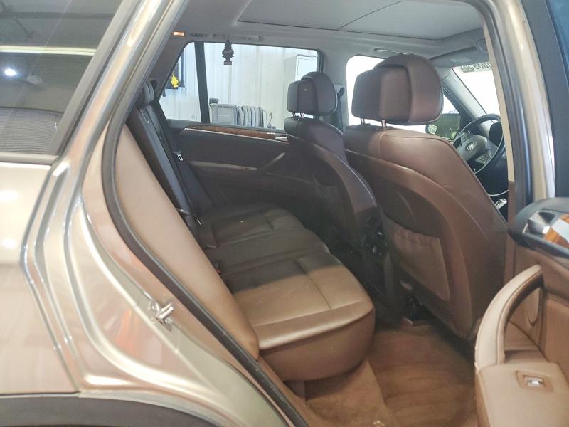 Photo 11 from auction – 2010 BMW X5 with VIN 5UXFE4C51AL383441
