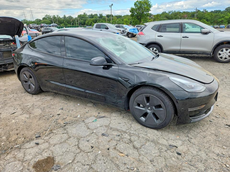 Photo 4 from auction – 2022 TESLA MODEL 3 with VIN 5YJ3E1EA1NF368735