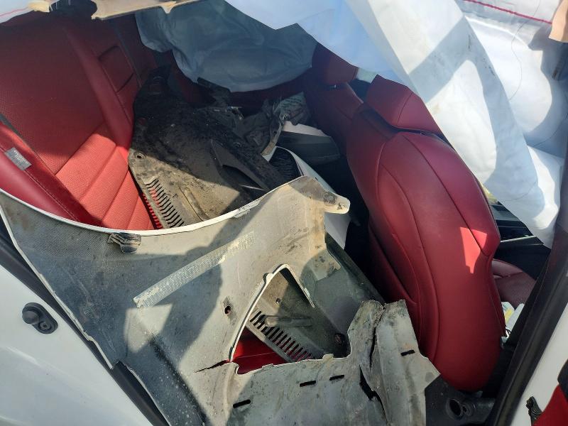 Photo 10 from auction – 2019 LEXUS IS with VIN JTHBA1D20K5096627